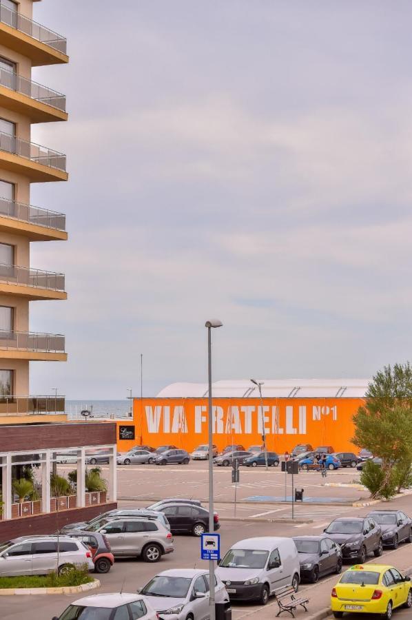 Summerland Relax Apartments Mamaia Exteriér fotografie